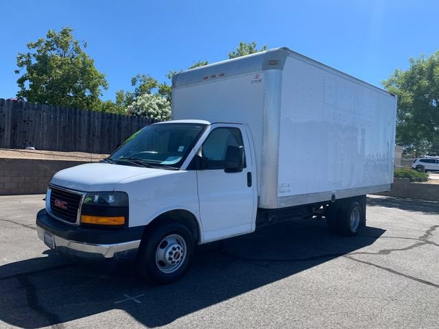 2017 GMC Savana Cutaway 3500