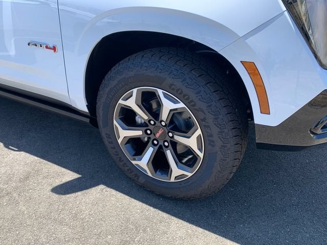 2026 GMC Yukon — detail view