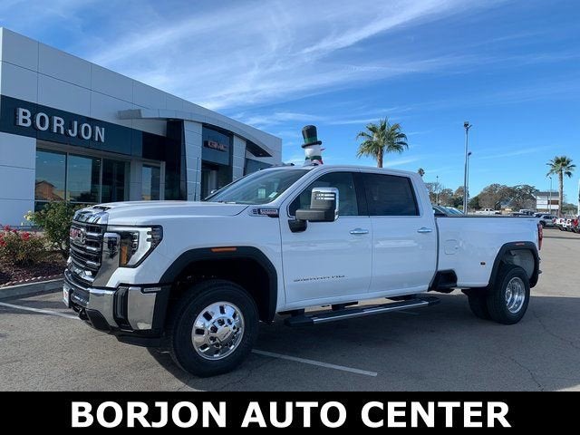 2026 GMC Sierra 3500 HD SLT DRW in Summit White — front three-quarter view