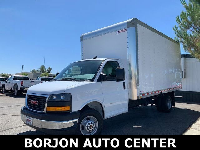 2025 GMC Savana Cutaway 3500