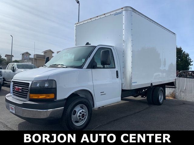 2024 GMC Savana Cutaway 4500 2WT in Summit White — front three-quarter view